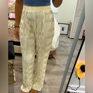 Cute trendy pants from Copper Closet at UTC
